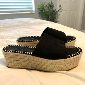 NWOT Bamboo Platform Sandals